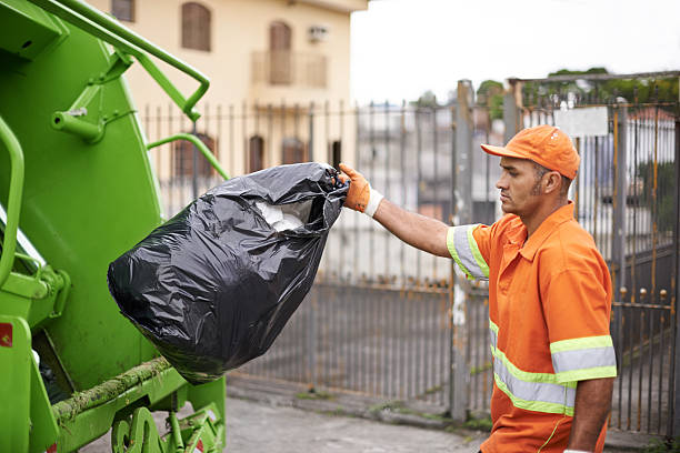 Best Construction Debris Removal  in St Ann, MO
